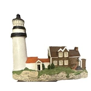 Harbour Lights #161 Highland (Cape Cod) Light MA 1995 Limited Edition #4806/9500